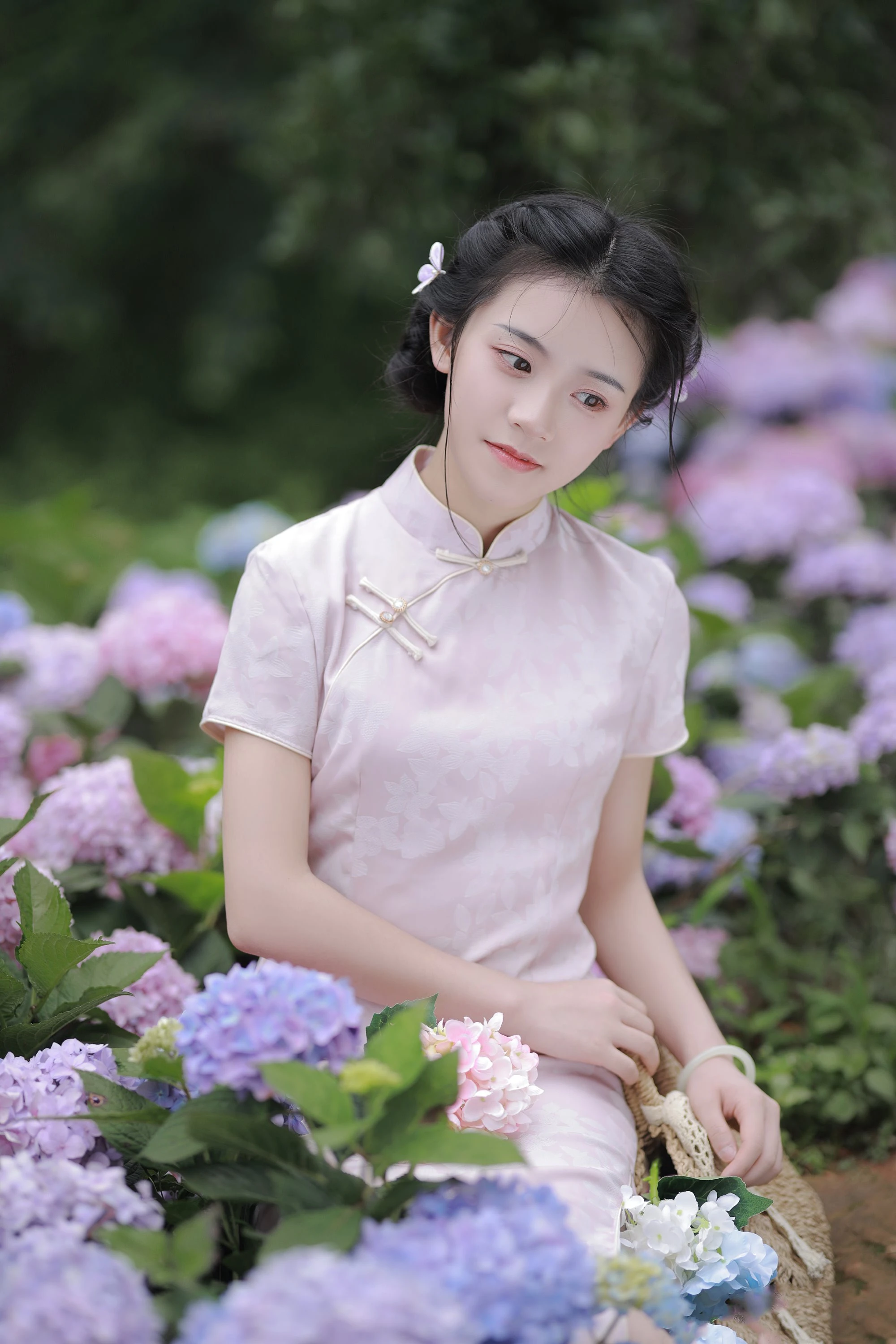 [YITUYU艺图语]2022.07.25 旗袍与绣球 Dear-郑同学[35+1P/650MB]