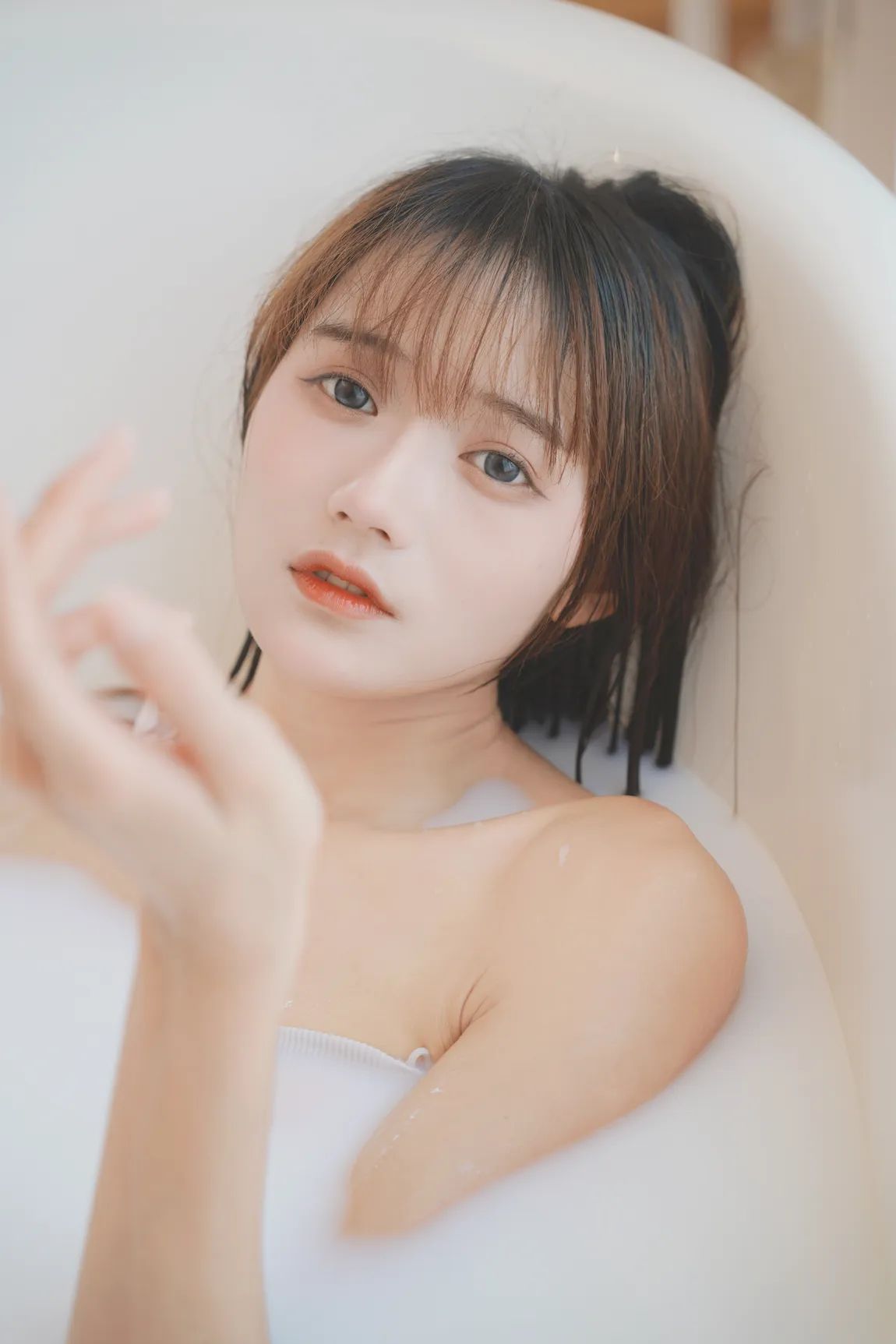 [YITUYU艺图语]2023.07.26 牛奶甜心 兔子Zzz不吃胡萝卜[28+1P/293MB]