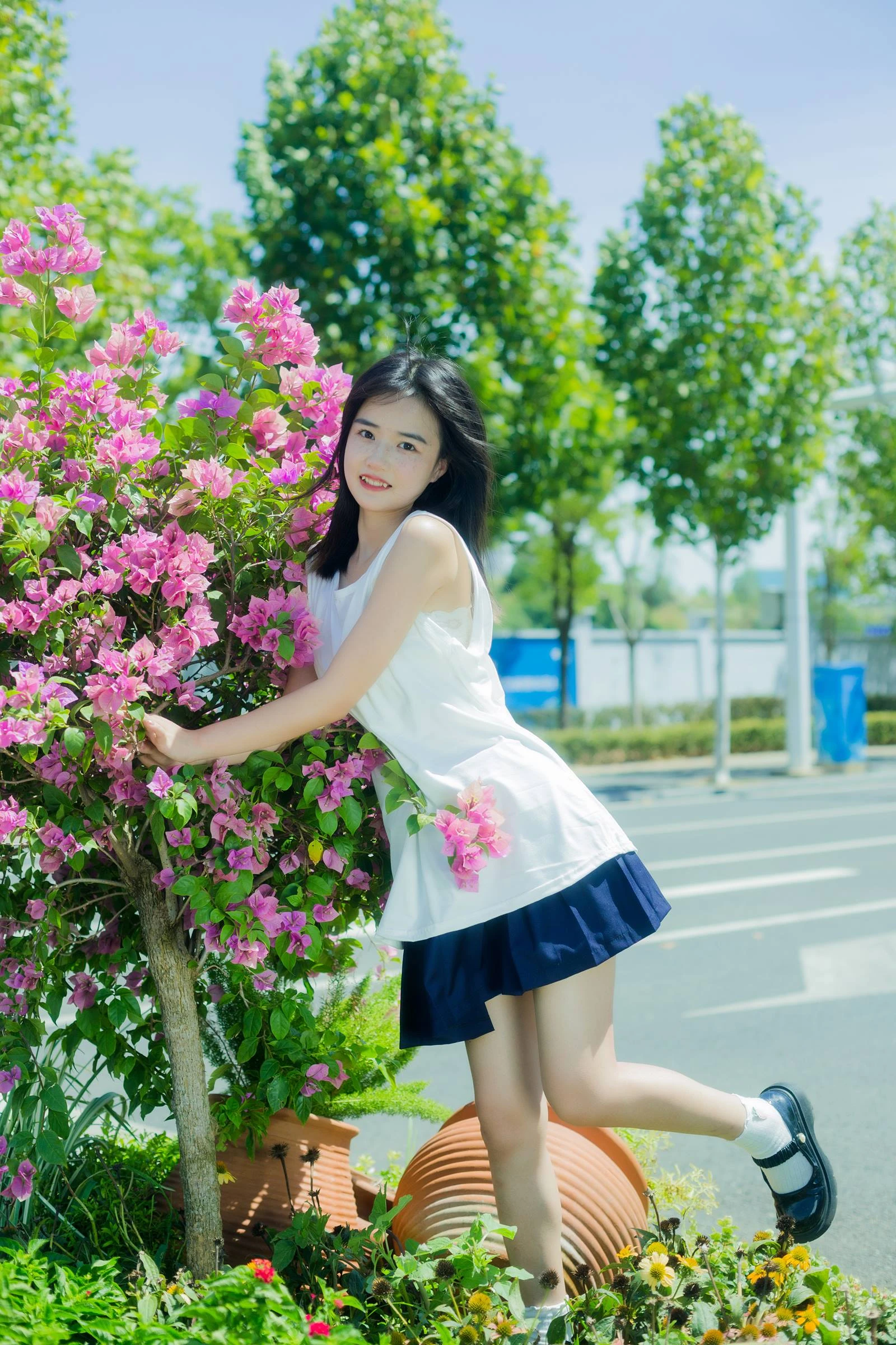 [YITUYU艺图语]2022.09.30 街心三角梅 小怡美眉cute[33+1P/362MB]