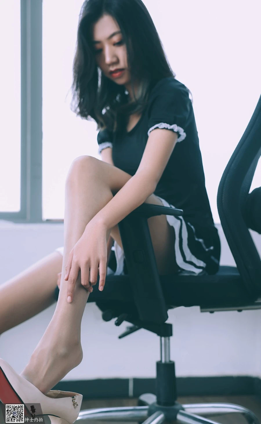 SHENSHI绅士 – SS004 艾莎 [66P/18MB]