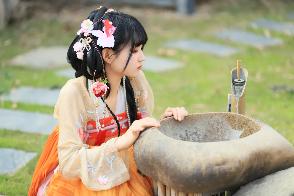 [YITUYU艺图语]2023.05.21 小锦鲤 方女[21+1P/179MB]