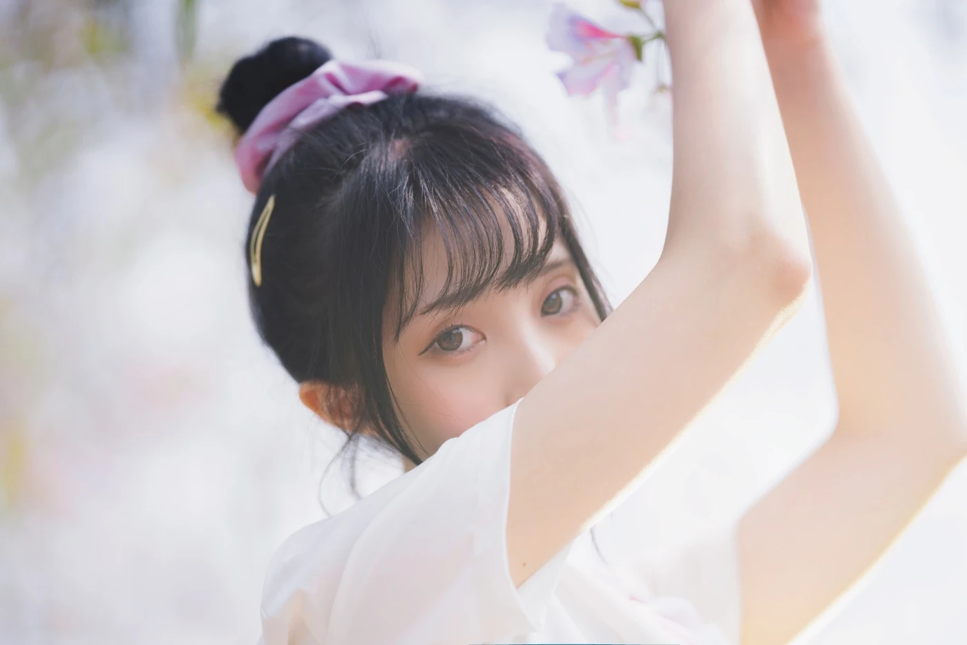 [YITUYU艺图语] 2022.06.21 花与少女 思涼poi [35P/646MB]