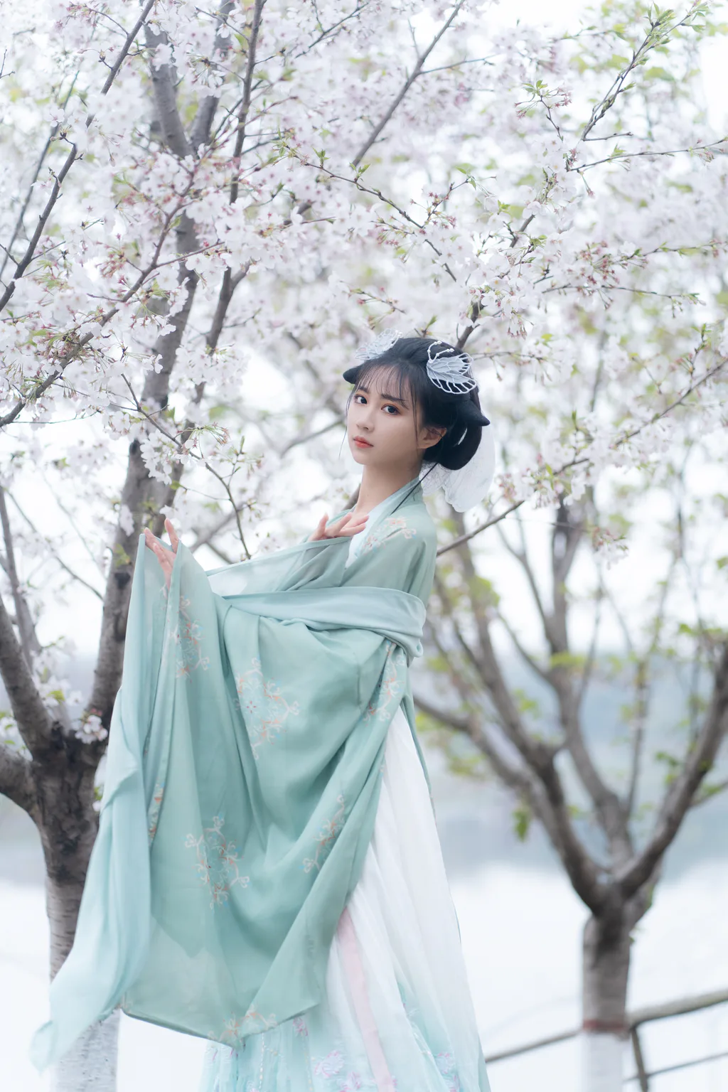 [YITUYU艺图语]2023.05.23 云孤月 绮罗生的小苏苏[21+1P/234MB]