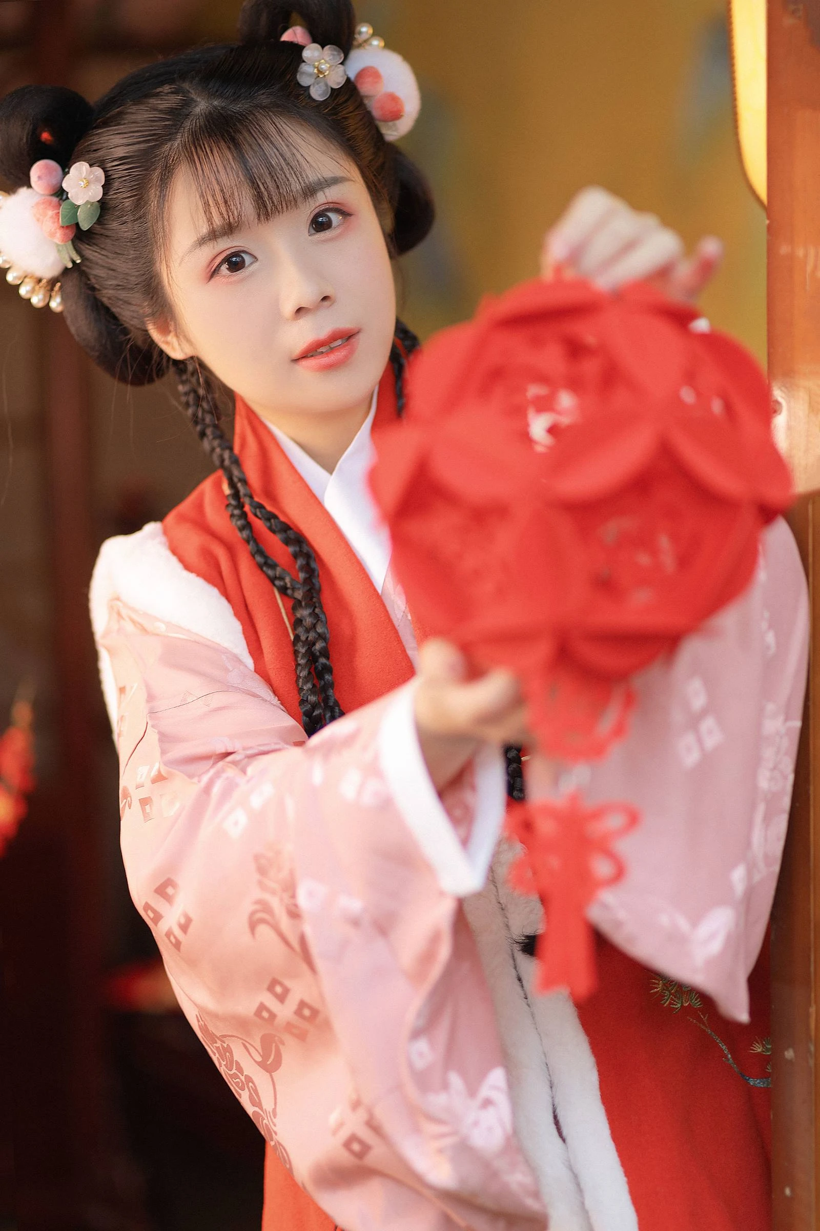 [YITUYU艺图语]2022.10.18 多喜乐 Suky喜欢软绵绵毛茸茸的团子[22+1P/162MB]