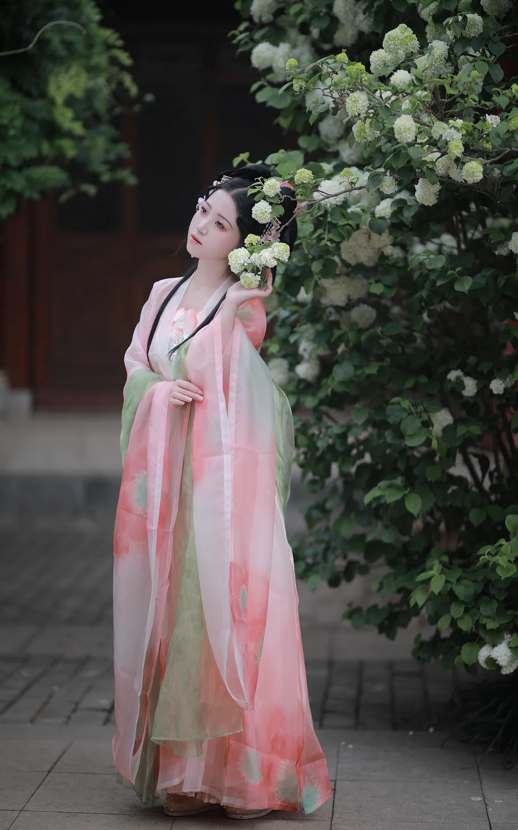 [YITUYU艺图语]2023.06.12 一半素心以清简 婷婷[29+1P/561MB]