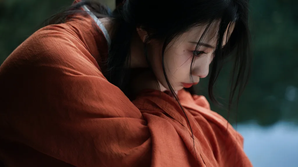 [YITUYU艺图语]2022.12.14 她像月光一样清冷 旺旺小小舒[24+1P/309MB]