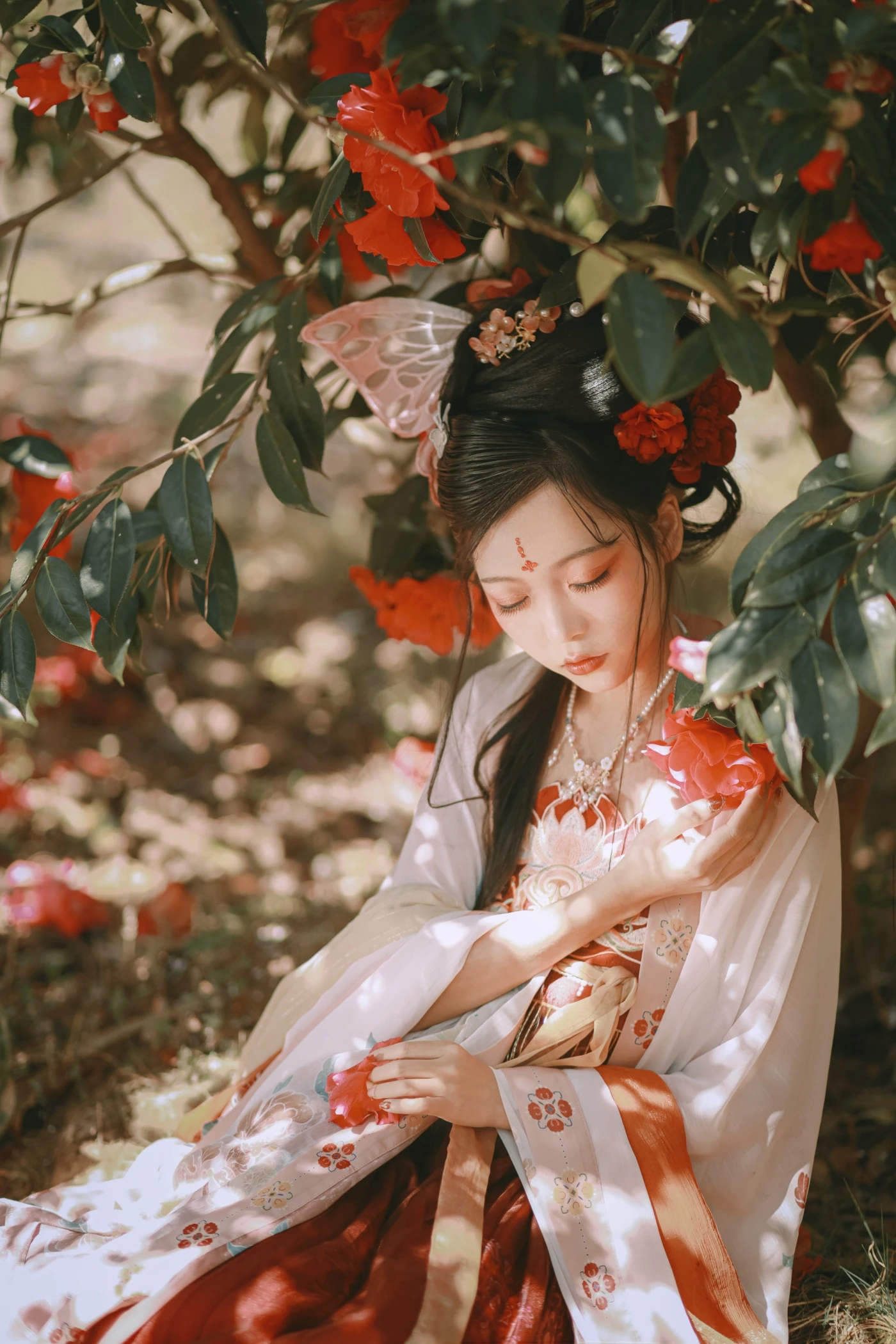[YITUYU艺图语] 2022.06.26 山茶花神 芍要_Y [42P/459MB]