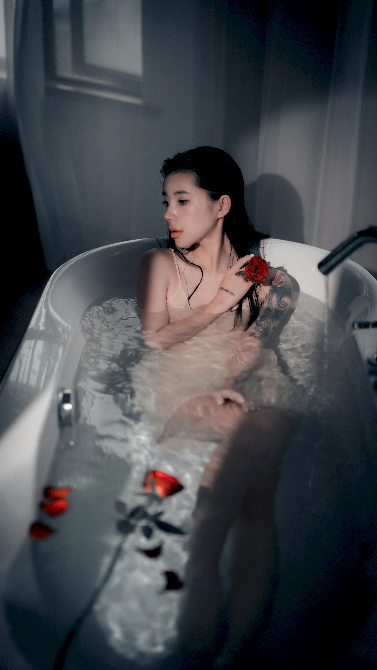 [YITUYU艺图语]2023.07.09 水中花 悦悦[57+1P/706MB]