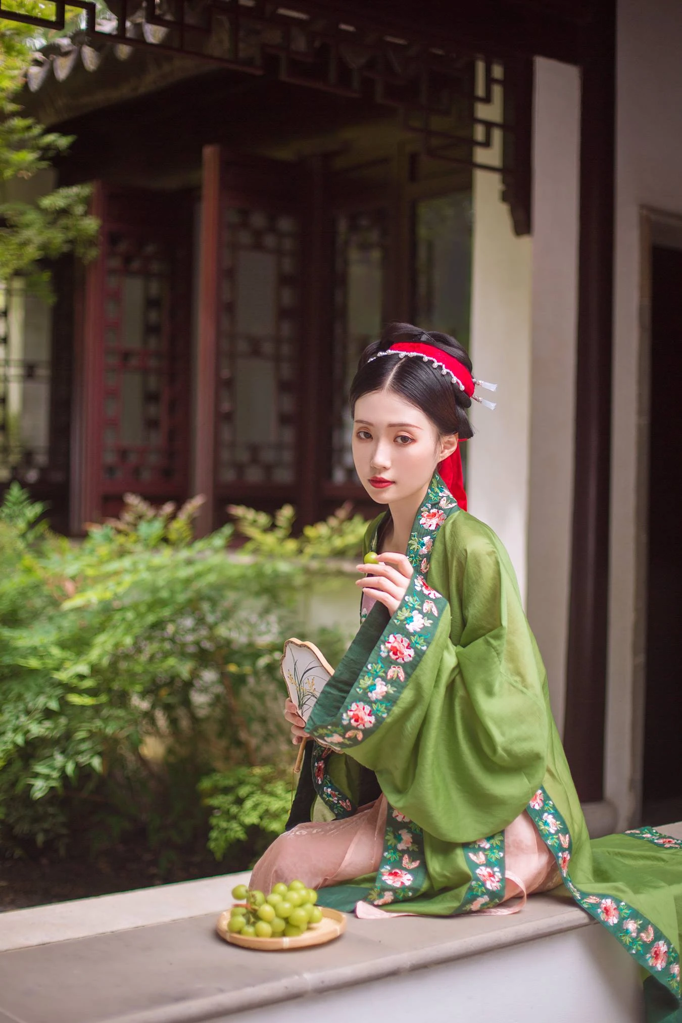 [YITUU艺图语] 2022.03.22 晚晴 柳柳杨柳柳_ [32P/148MB]