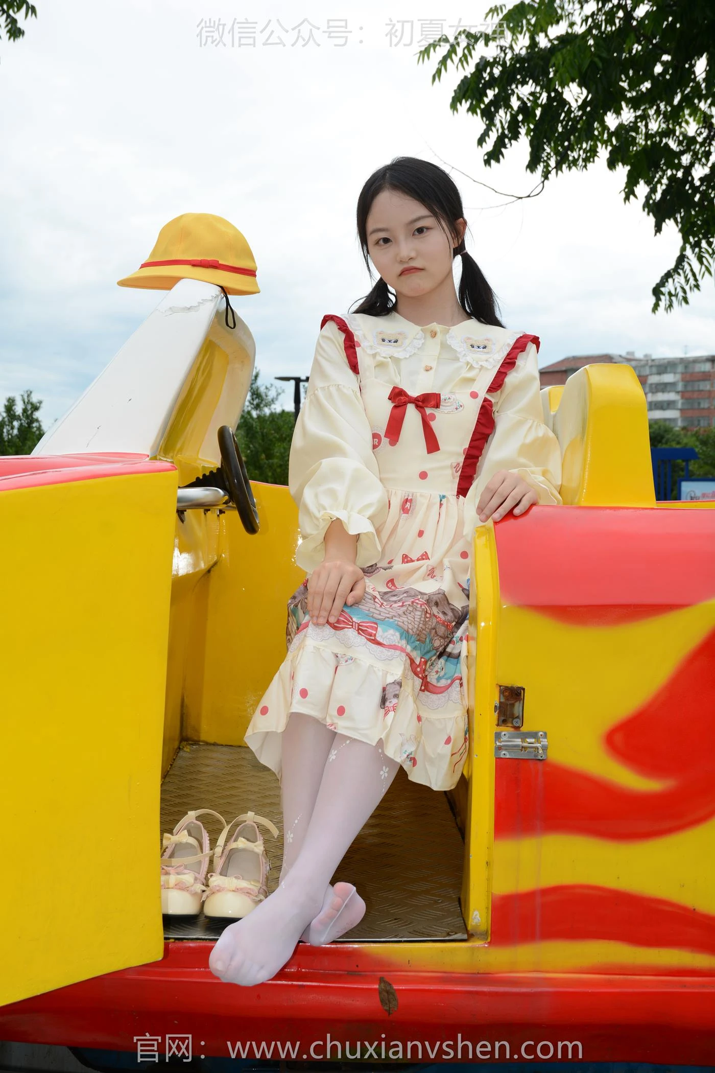 初夏女神 NO.269 双双 逛游乐场[140P/1V/5.72GB]
