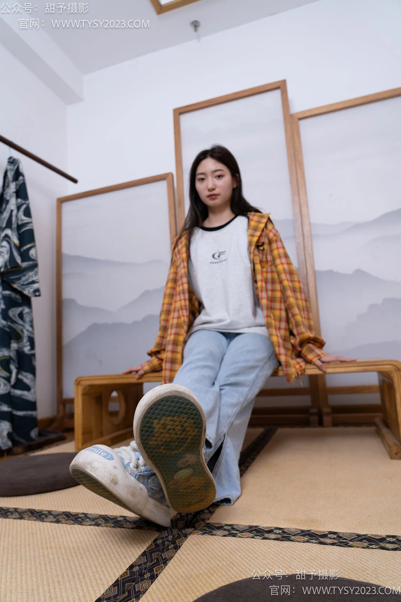 甜予摄影 NO.078期：雪梨-帆布鞋、白棉袜、裸足（完整版）[132P/2V/10.34GB]