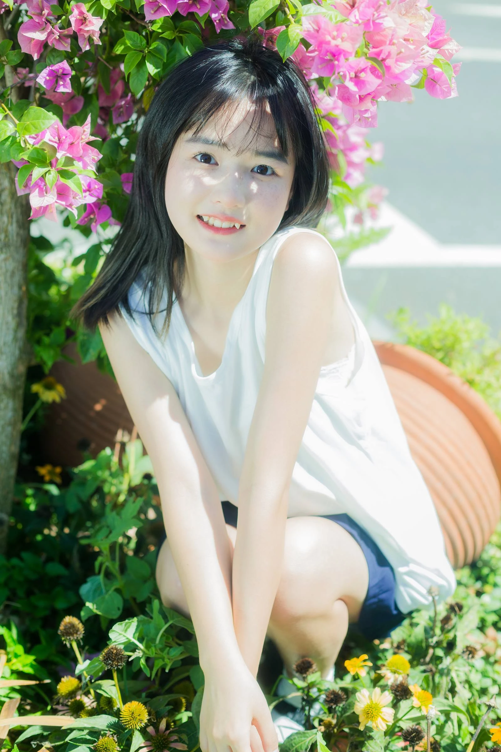 [YITUYU艺图语]2022.09.30 街心三角梅 小怡美眉cute[33+1P/362MB]