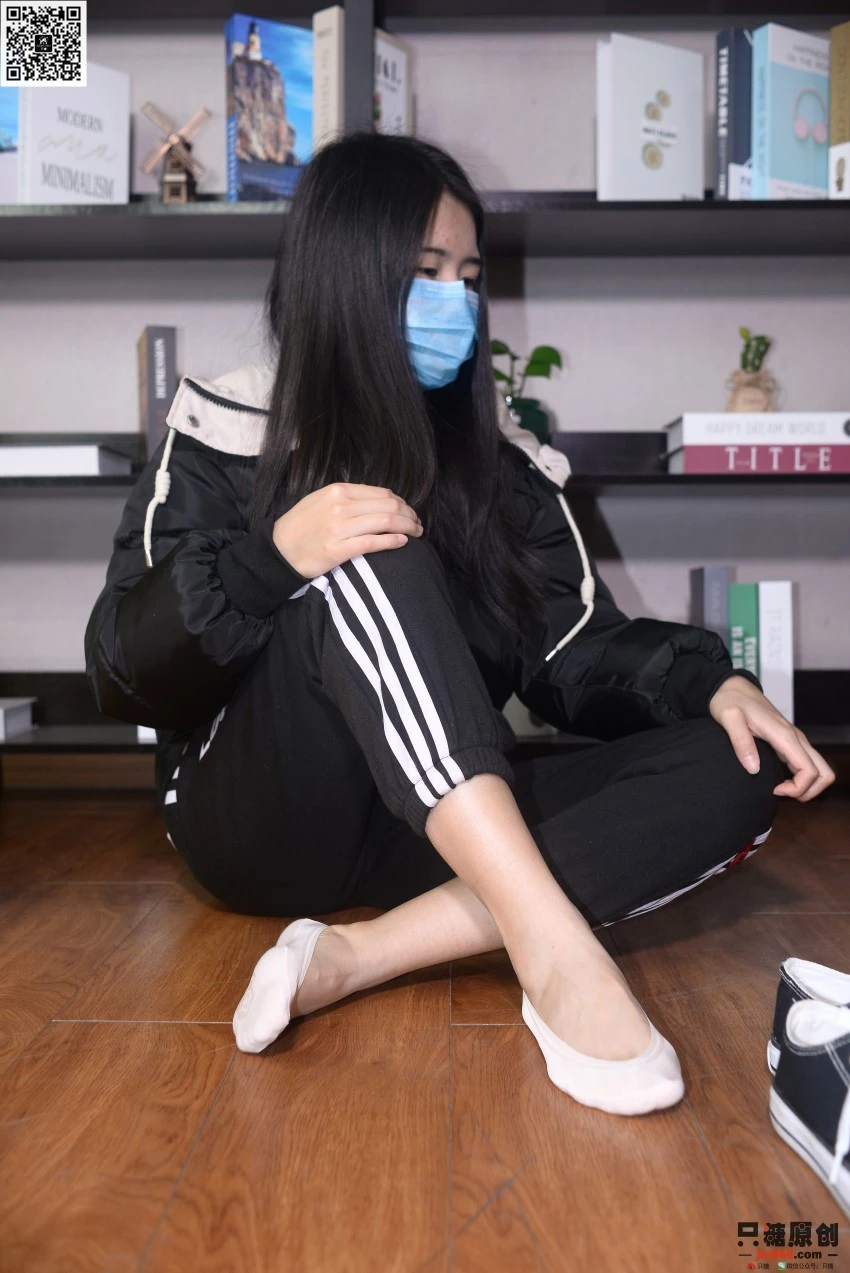[只糖棉袜]NO.195 曾倩 暖风过境 [237P/1V/0.98GB]
