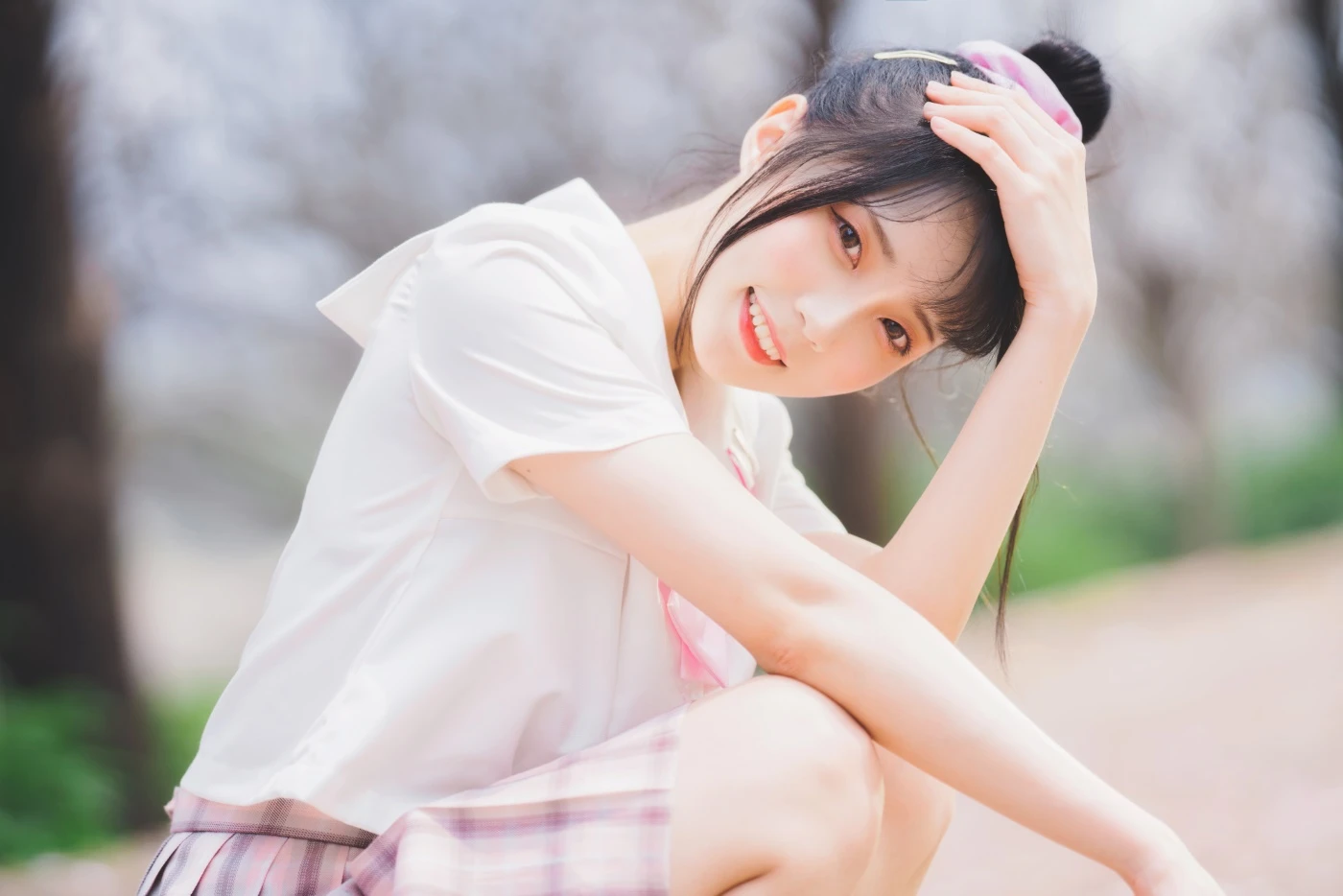 [YITUYU艺图语] 2022.06.21 花与少女 思涼poi [35P/646MB]