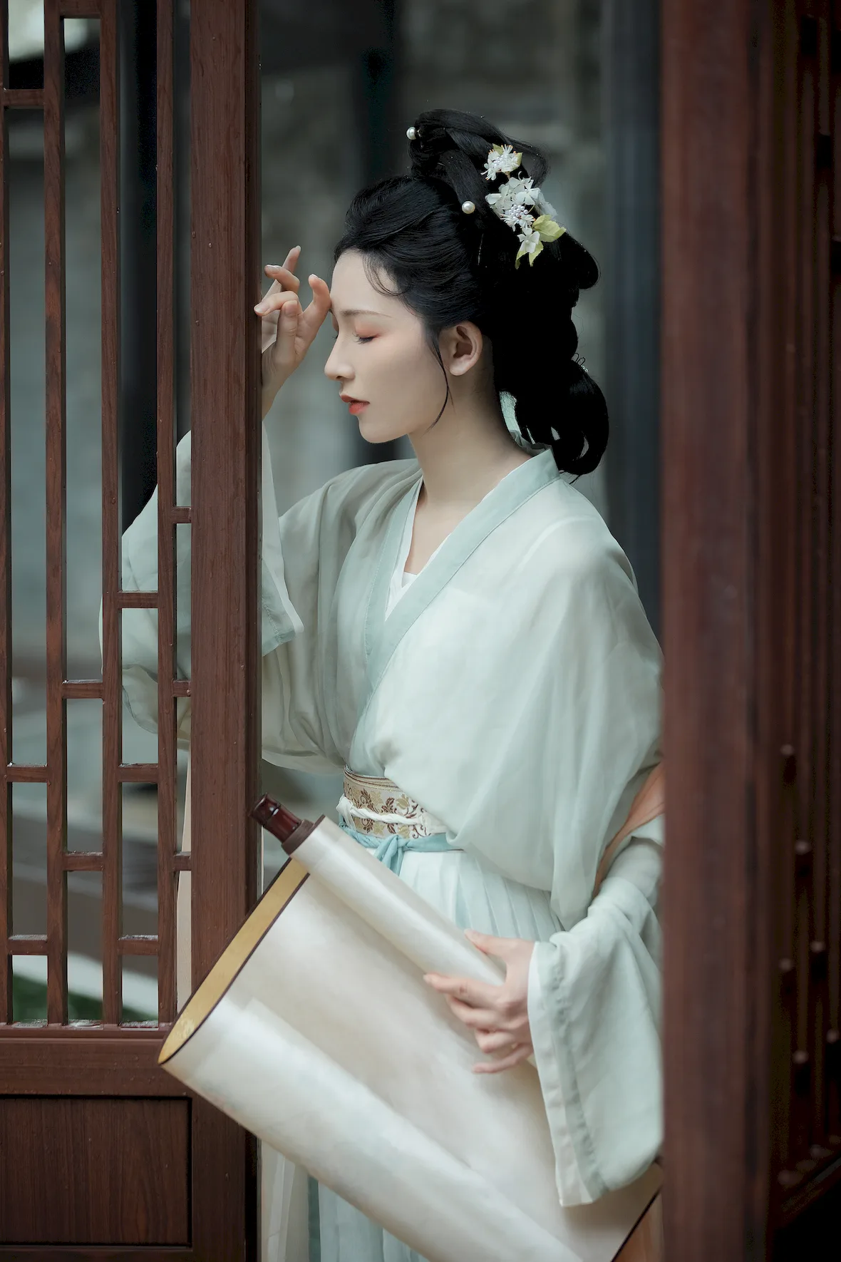 [YITUYU艺图语]2023.07.07 雨打芭蕉 芙蕖尚盈[25+1P/395MB]
