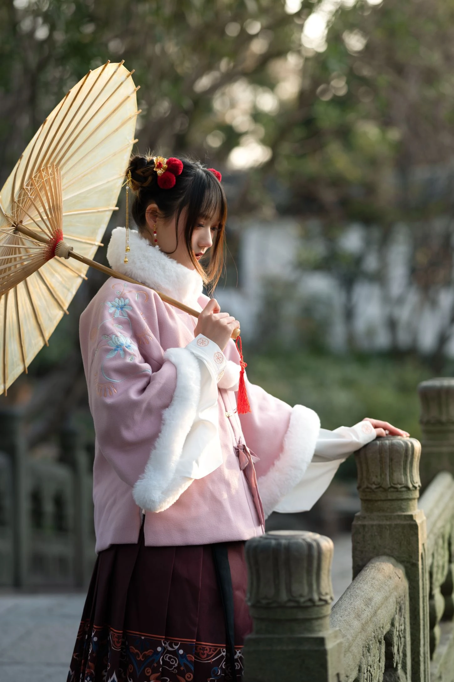 [YITUYU艺图语] 2022.07.10 立春 兔子Zzz不吃胡萝卜 [35P/361MB]