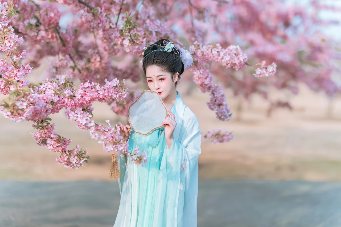 [YITUYU艺图语] 2022.06.27 樱花美仁 蟋蟀呀 [32P/217MB]