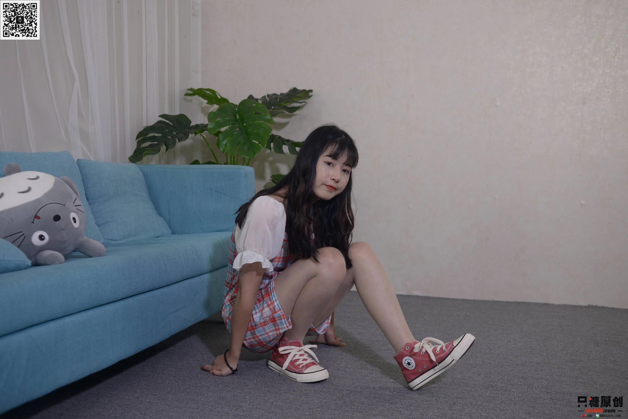 只糖棉袜 NO.465 孙怡 – 初秋总是温柔的 [67P/1V/554MB]