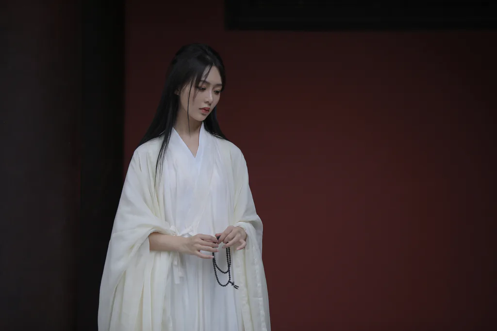 [YITUYU艺图语]2023.04.15 庇佑 素昧在路上 [24+1P/243MB]