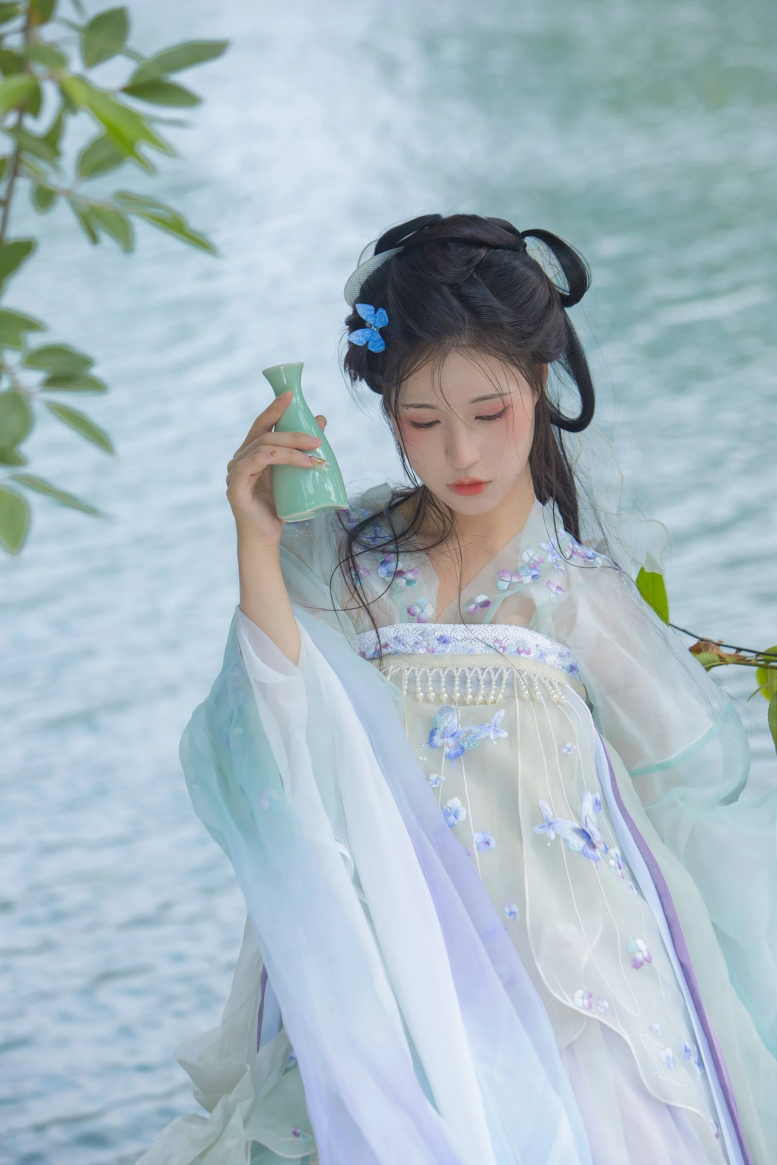 [YITUYU艺图语]2022.10.17 惊鸿客 努力搬砖的双翮[21+1P/341MB]