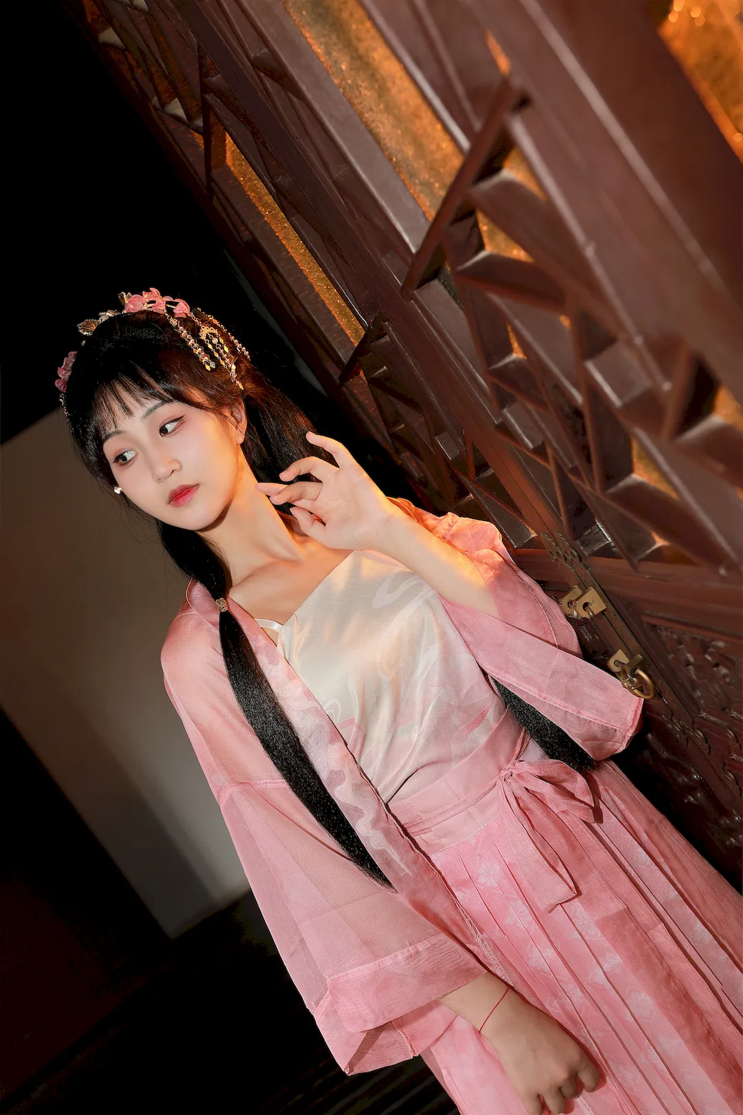 [YITUYU艺图语]2023.08.18 小仙女日常 搽小兔[30+1P/235MB]
