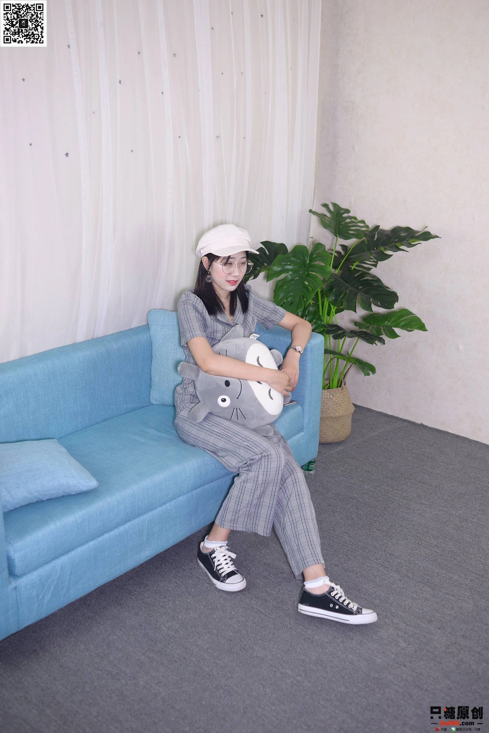 只糖棉袜 NO.406 小蓓 – 梦见另一个夏夜 [74P/434MB]