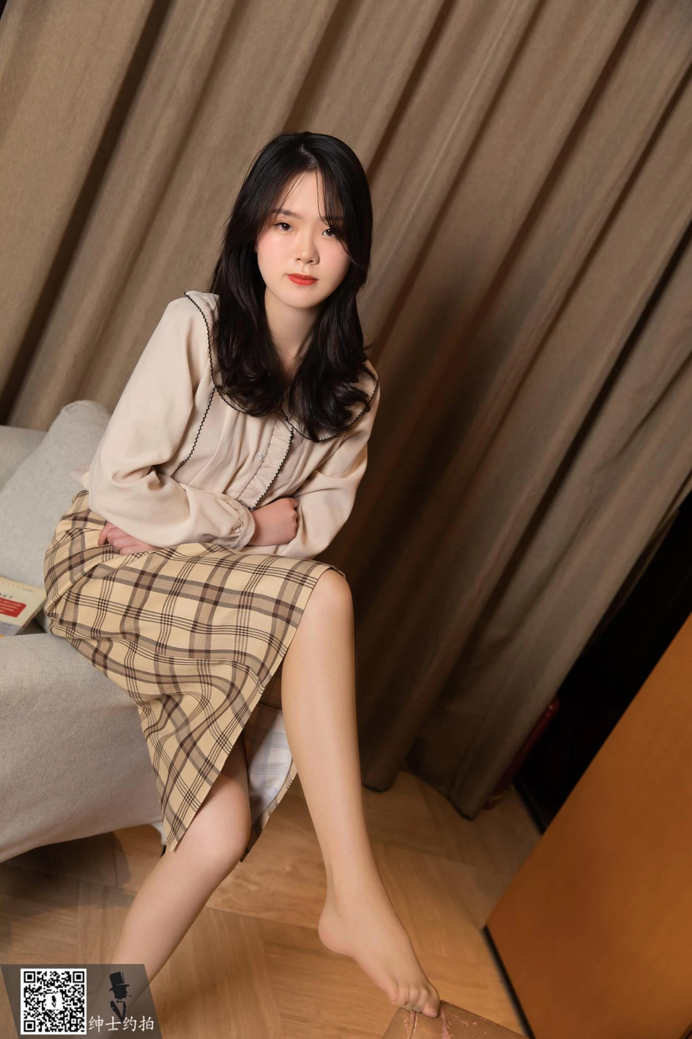 SHENSHI绅士 – SS134 心心[69P/346MB]
