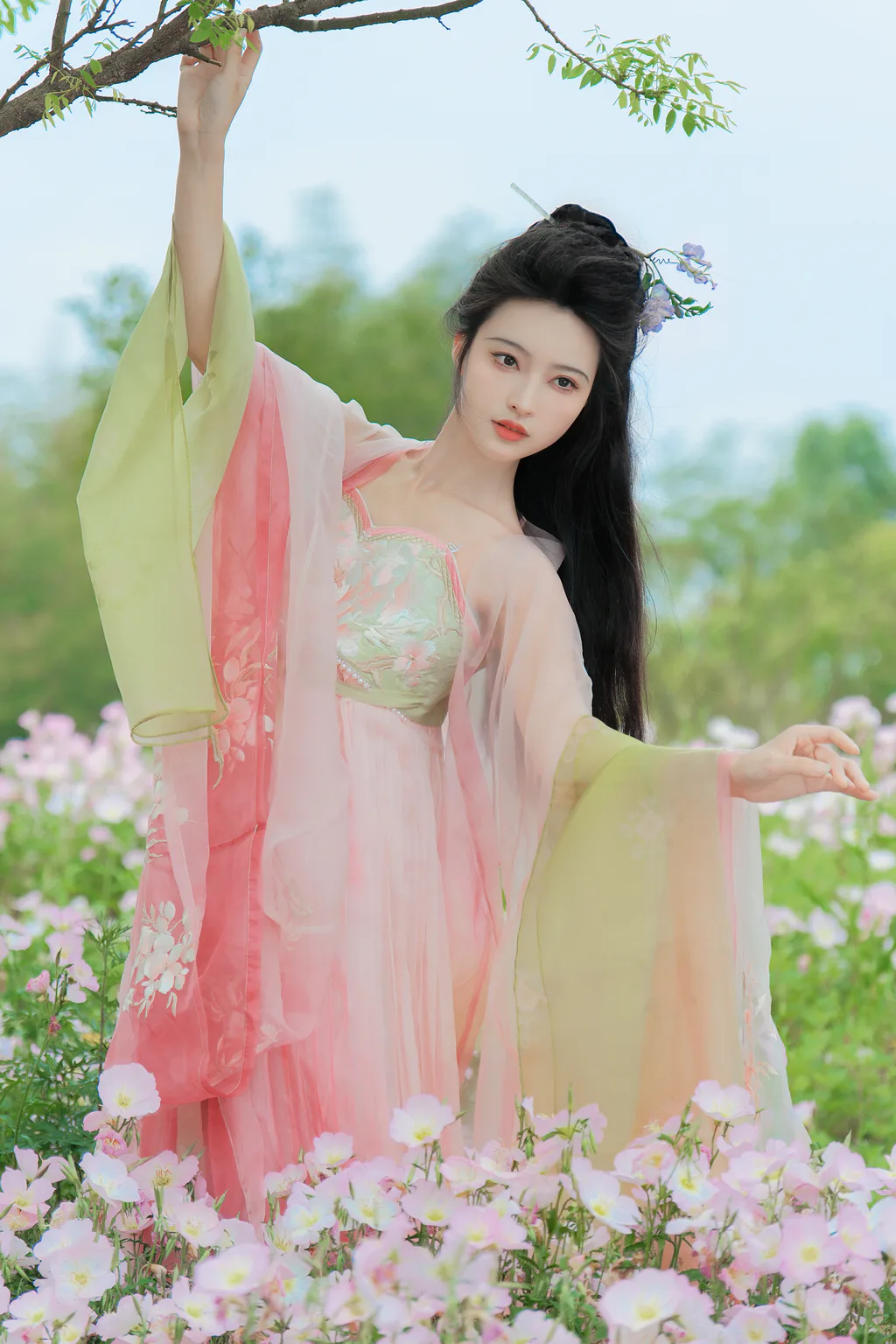 [YITUYU艺图语]2023.05.15 月见花神 兰因梳妆记[19+1P/401MB]