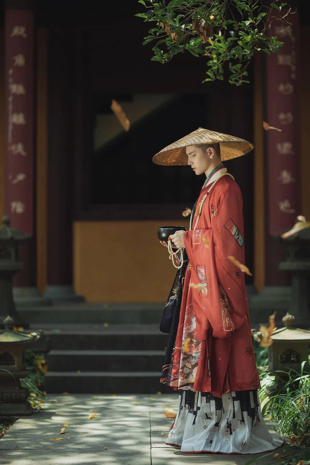 [YITUYU艺图语] 2021.09.29 归来说与待花人 模特合辑 [24P/264MB]