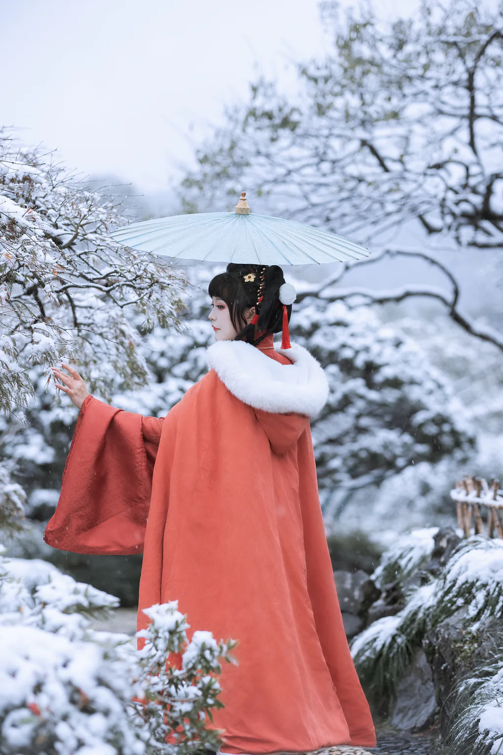 [YITUYU艺图语]2023.01.31 临安初雪 璐璐haley[36+1P/455MB]