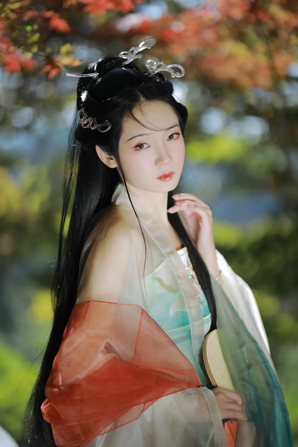 [YITUYU艺图语]2022.12.04 休言万事转头空 落花人独立[33+1P/708MB]