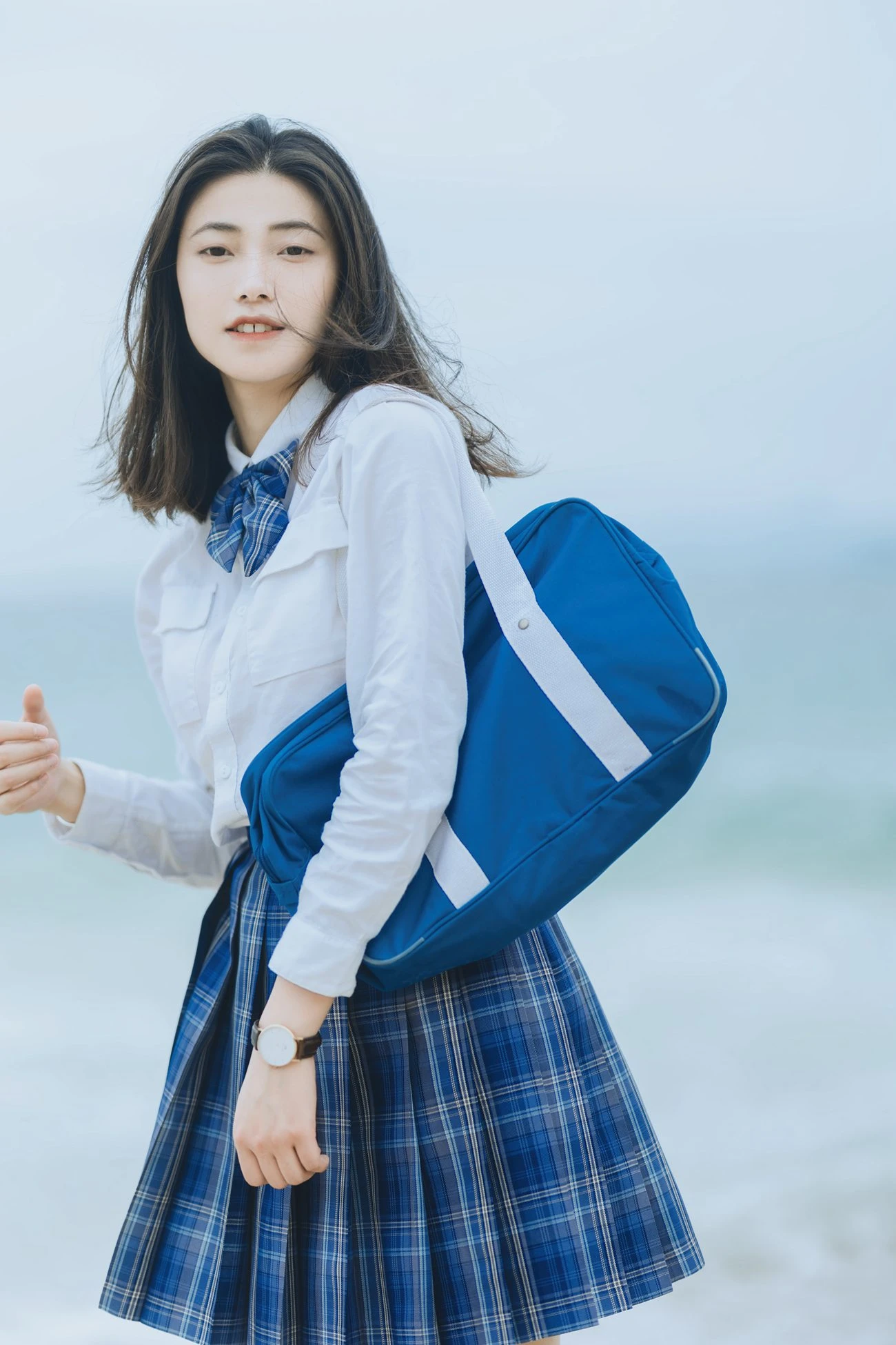 [YITUYU艺图语] 2021.10.20 放课后 薄欢 [42P/318MB]