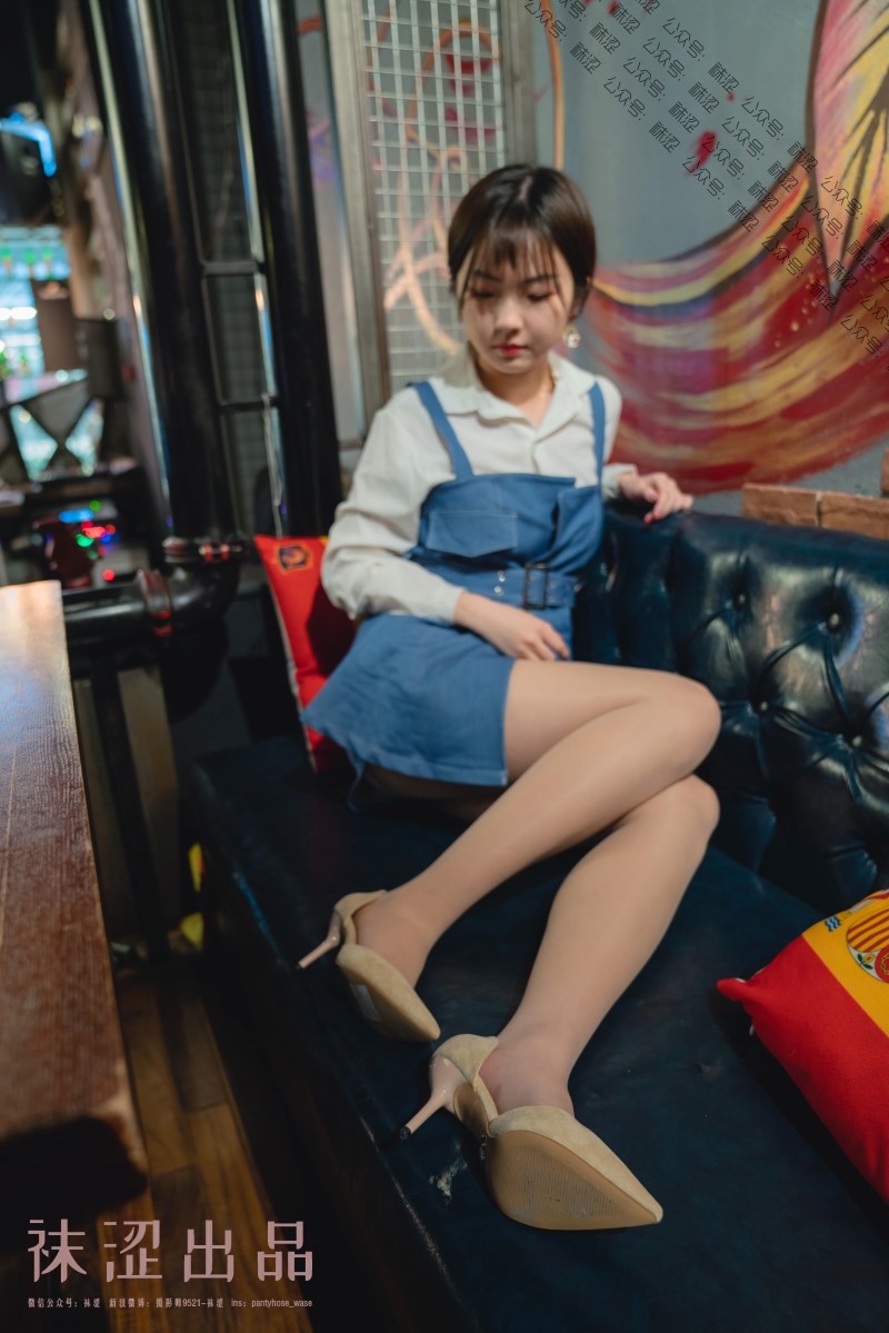 袜涩写真 VOL.059 暖暖的超级姓感牛仔连体裤 [51P/138MB]