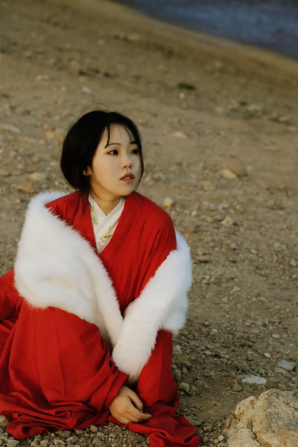 [YITUYU艺图语]2022.12.04 忘川 会下雪的小仙女[24+1P/507MB]