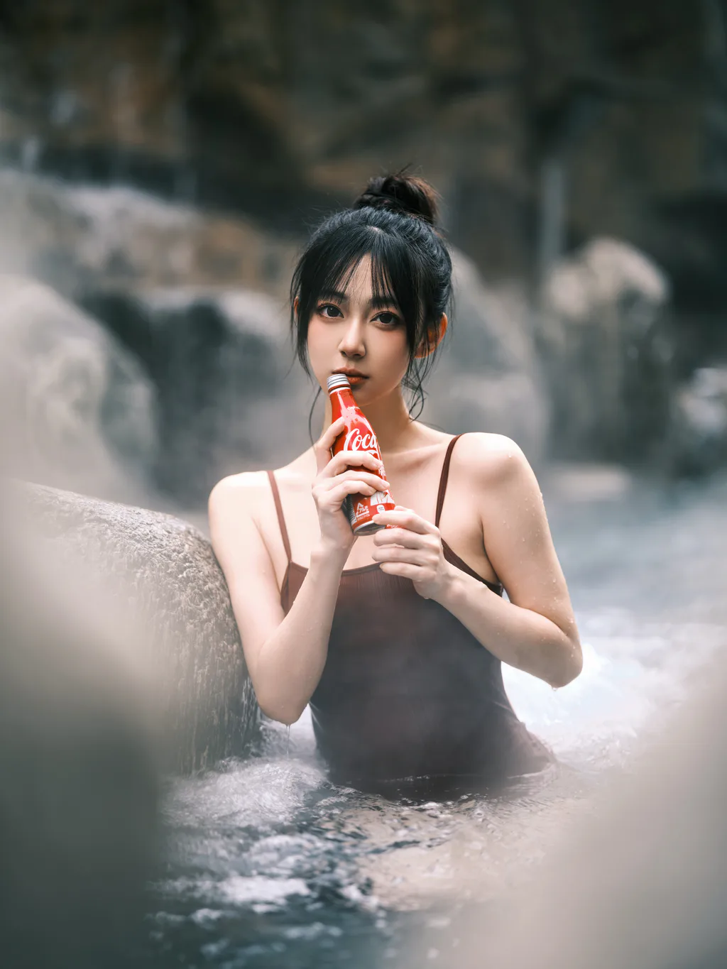 [YITUYU艺图语]2023.03.09 温泉红 飞鸟咕咕-[43+1P/0.99GB]