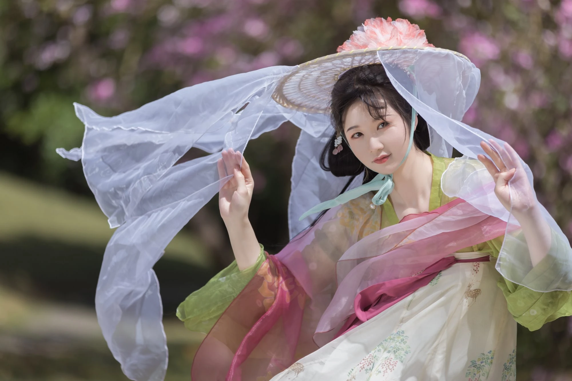 [YITUYU艺图语]2022.07.24 花如锦 fun[27+1P/372MB]