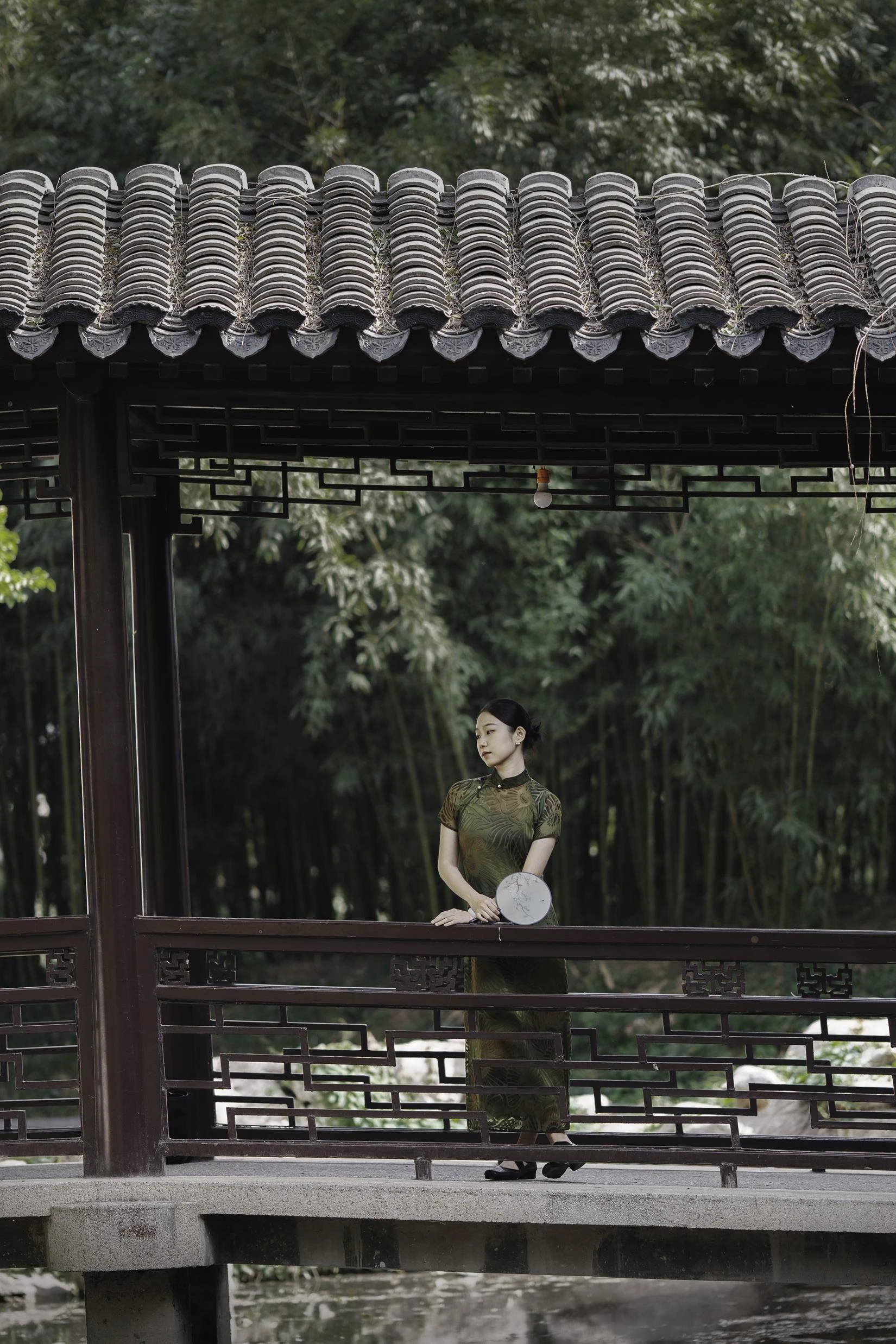 [YITUYU艺图语]2022.10.28 旗袍少女 喷火鹅[37+1P/253MB]