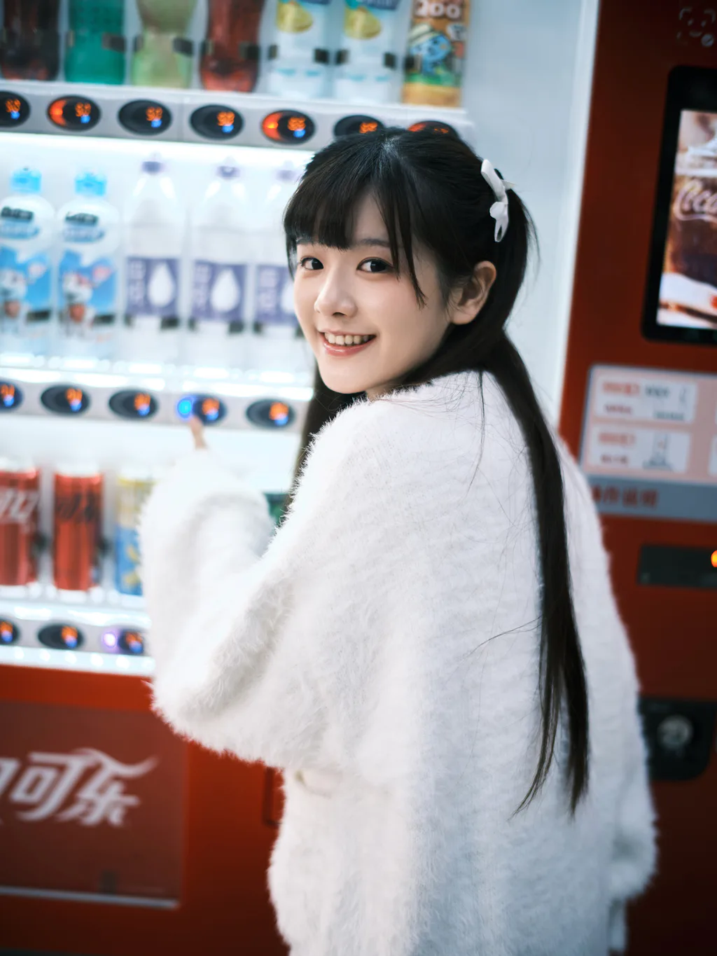 [YITUYU艺图语]2023.02.14 天桥街 宵宵喵[60+1P/686MB]