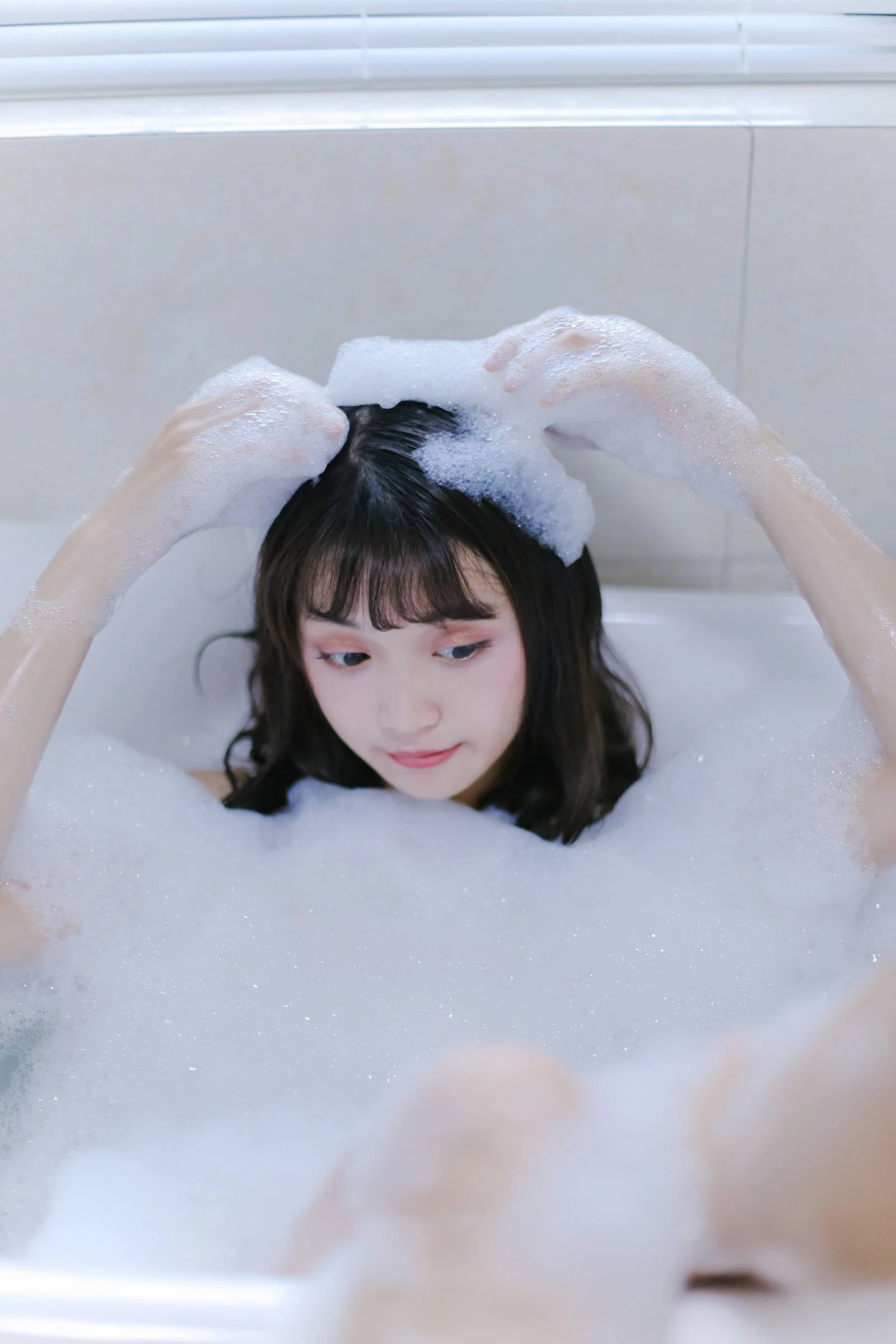 [YITUYU艺图语]2022.08.25 牛奶泡泡浴 一条鱼尾[26+1P/187MB]
