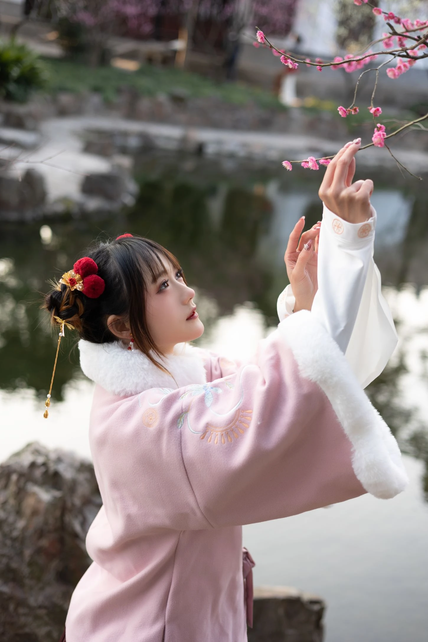 [YITUYU艺图语] 2022.07.10 立春 兔子Zzz不吃胡萝卜 [35P/361MB]