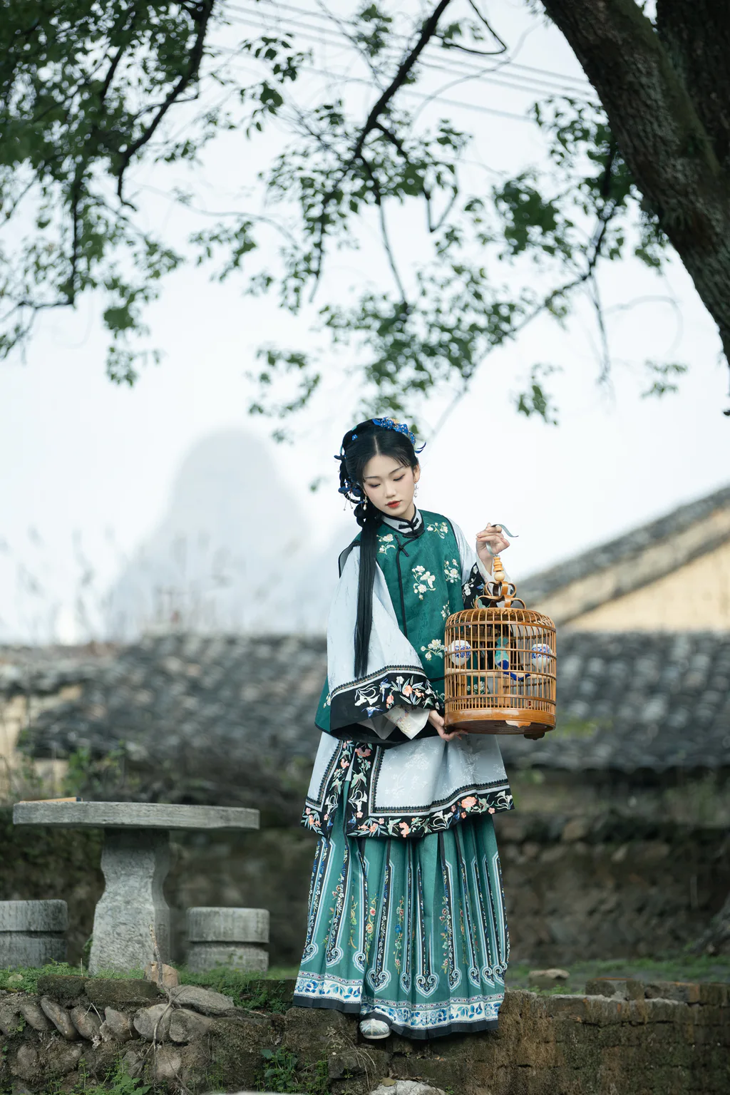 [YITUYU艺图语]2023.03.12 流年 晚江亭[39+1P/438MB]