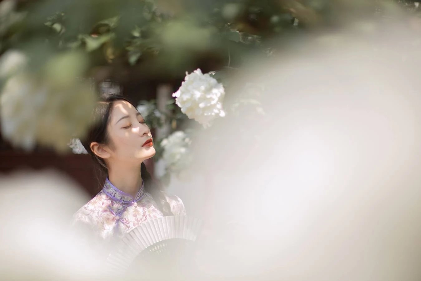 [YITUU艺图语] 2022.03.24 穆穆清风至 五月的三花猫 [29P/136MB]