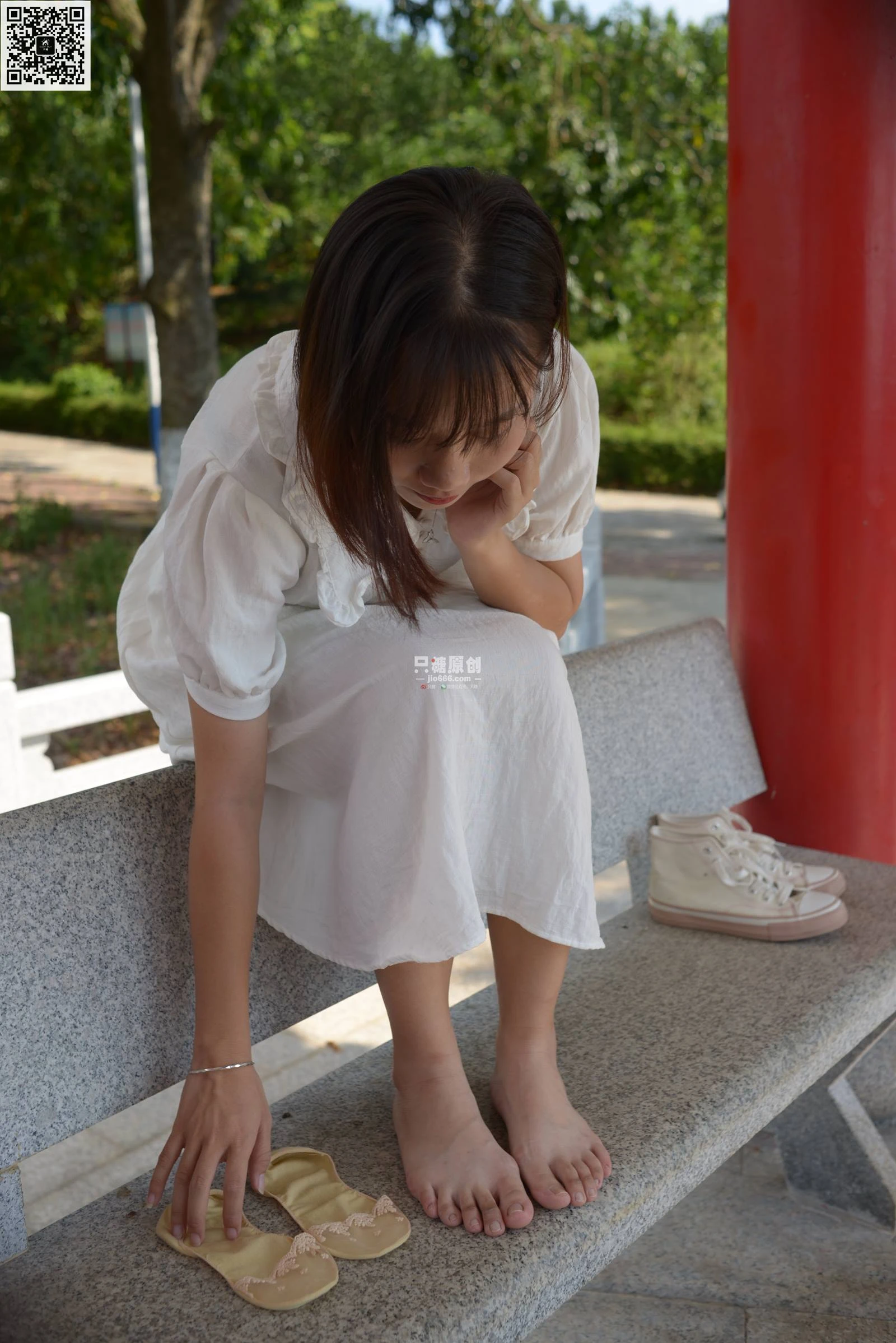只糖棉袜 NO.483 双双 – 花季雨季 [76P/349MB]