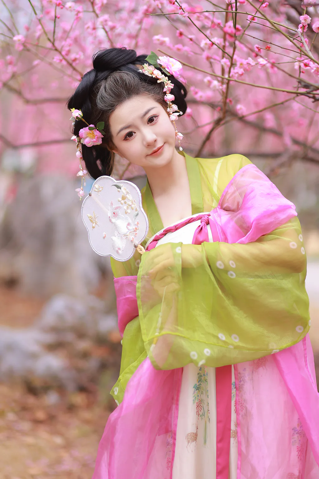[YITUYU艺图语]2023.08.10 赏梅 不可爱的禾禾喵[27+1P/453MB]