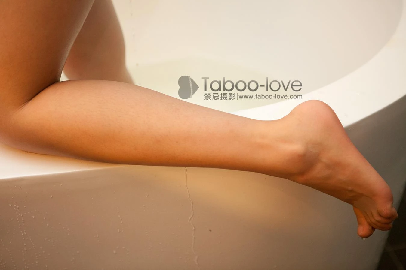 [禁忌摄影]Taboo-love NO.039 华丽之镜像[上部][31P/16.8MB]