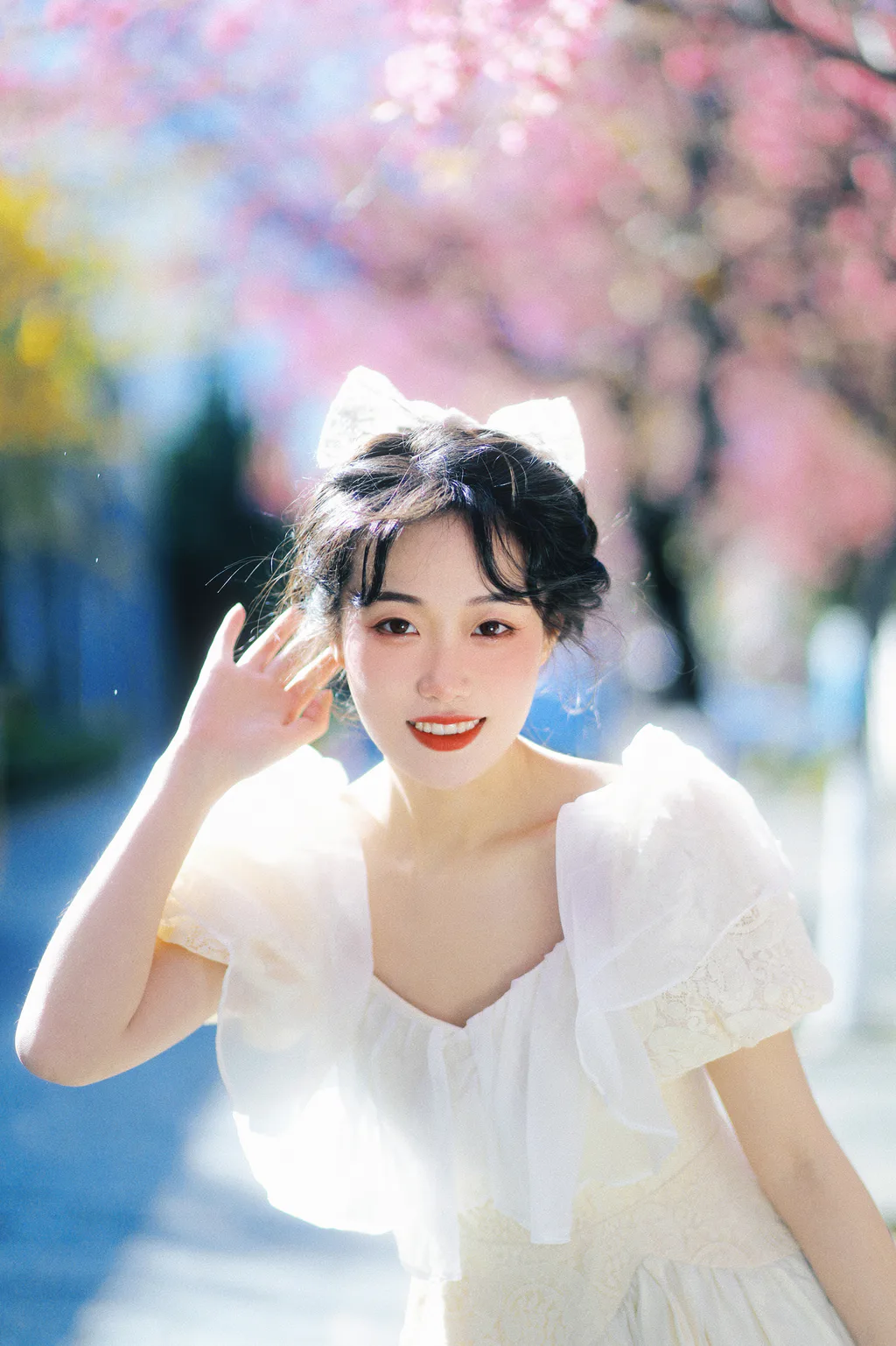 [YITUYU艺图语]2023.04.19 冬樱花下 迟白 [22+1P/254MB]