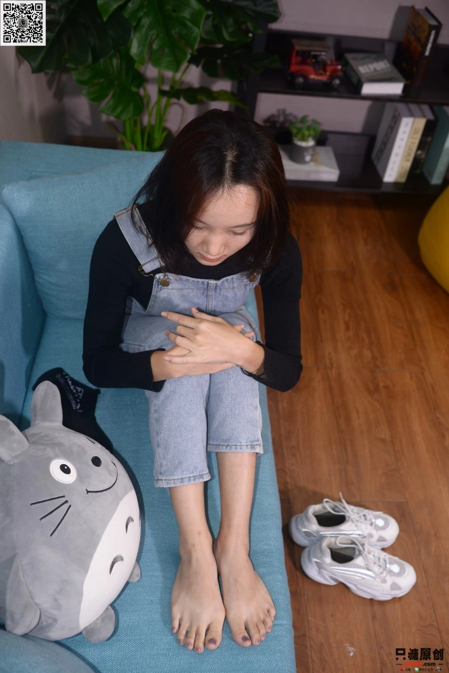 [只糖棉袜]NO.256 熊猫 生活不简单，尽量简单过 [141P/1V/854MB]