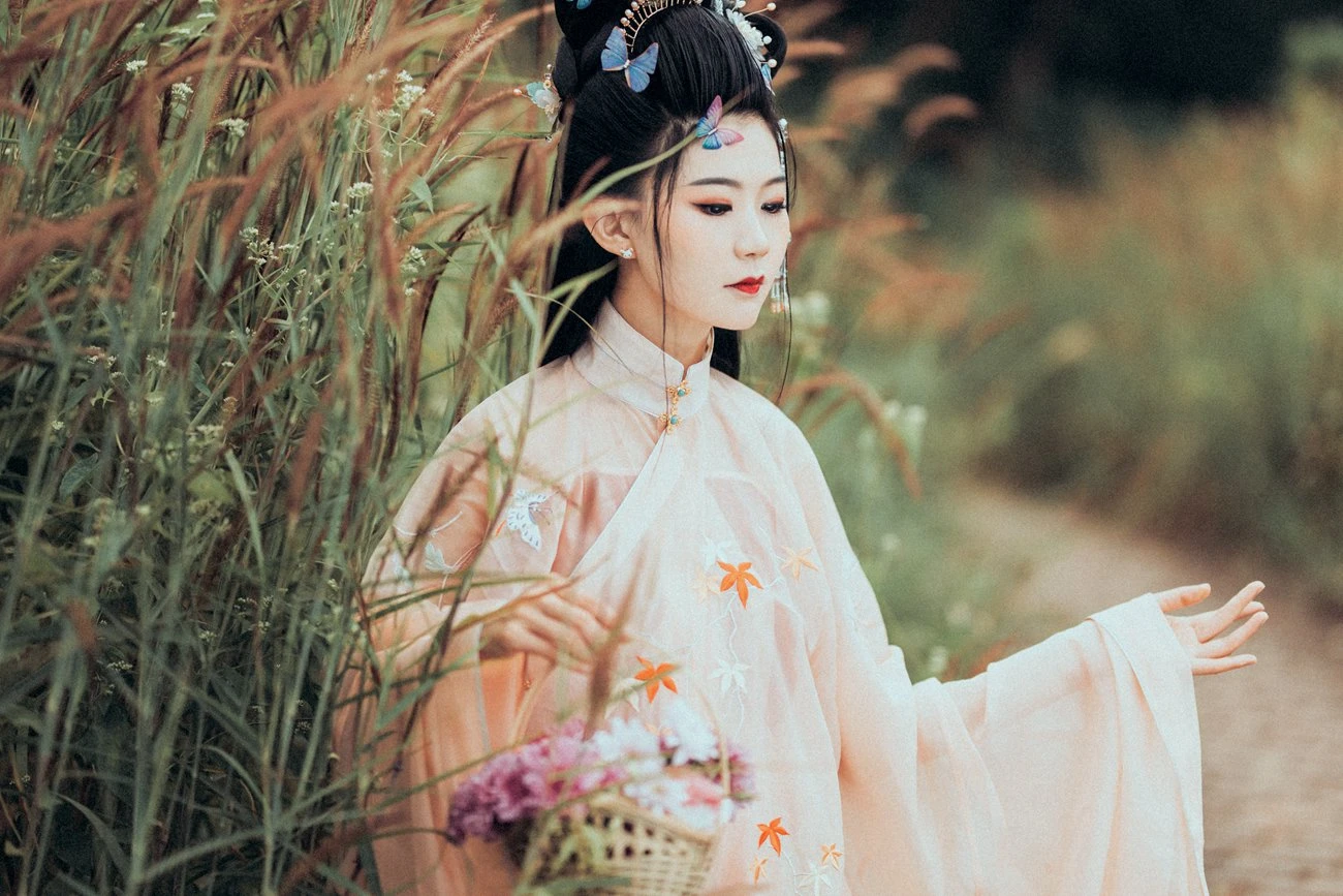 [YITUYU艺图语] 2021.09.07 撷芳晚 兔小白 [22P/292MB]