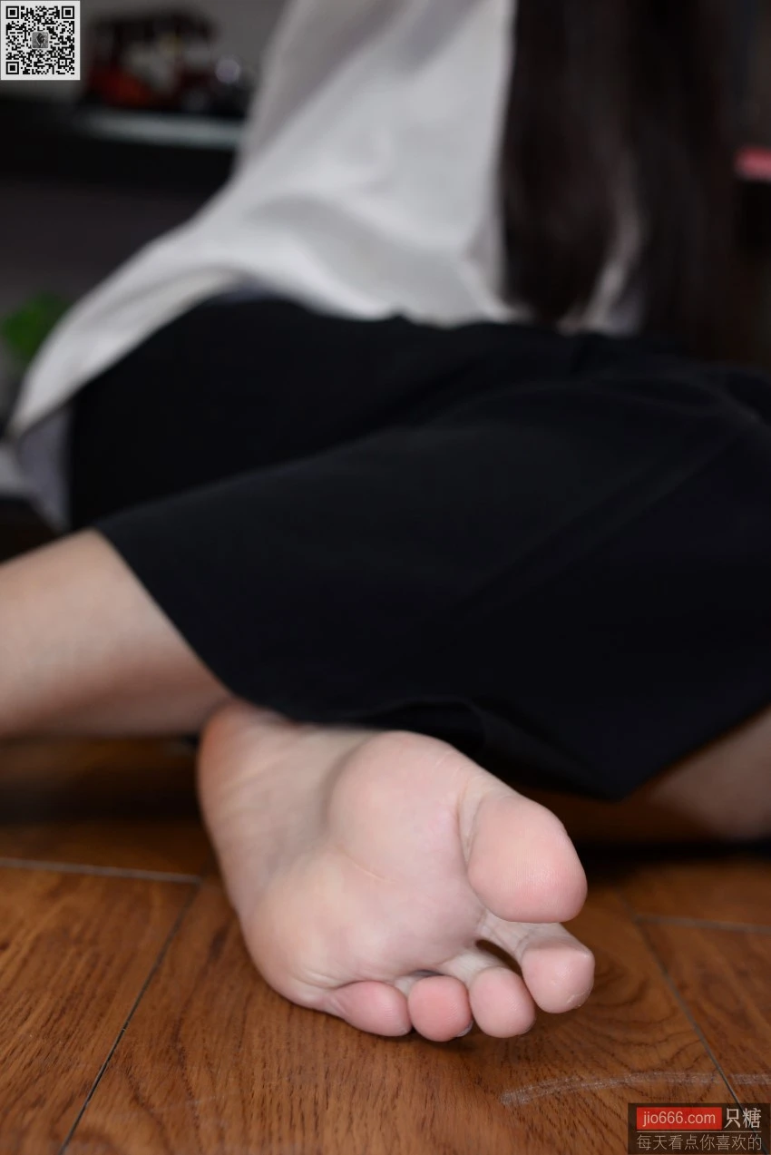 [只糖棉袜]NO.151 曼曼 喜不喜欢与适不适合是两码事 [218P/844MB]