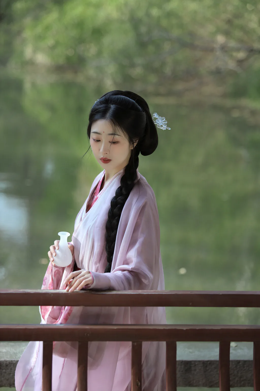 [YITUYU艺图语]2023.04.04 虎丘行 谢昀[28+1P/258MB]